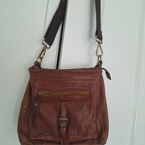 Sundance Brown Leather Crossbody - Picture 12 of 13